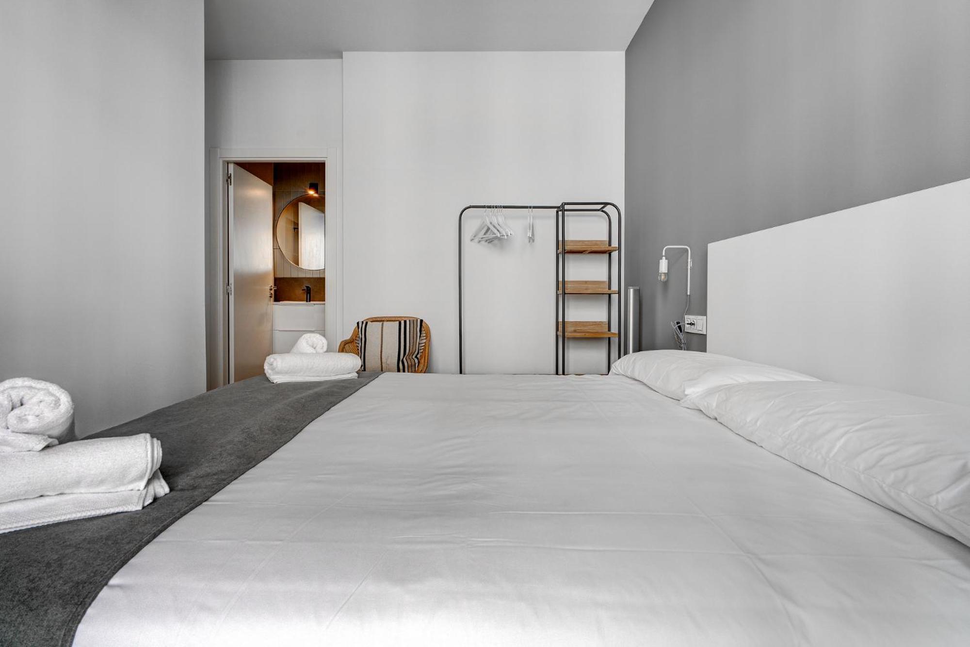 Apartamentos Gran Via By Sanse Holidays San Sebastian Ngoại thất bức ảnh