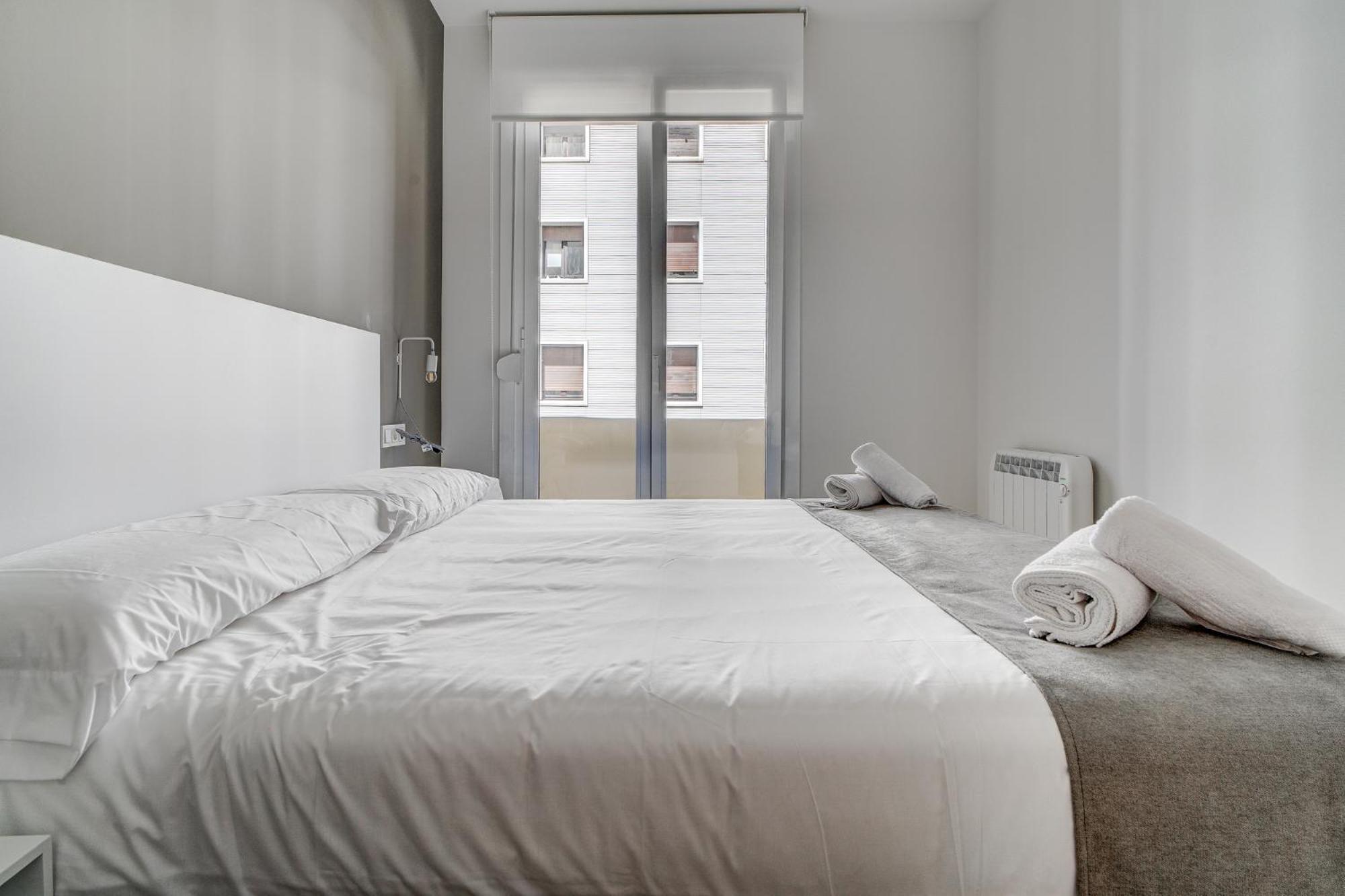 Apartamentos Gran Via By Sanse Holidays San Sebastian Ngoại thất bức ảnh