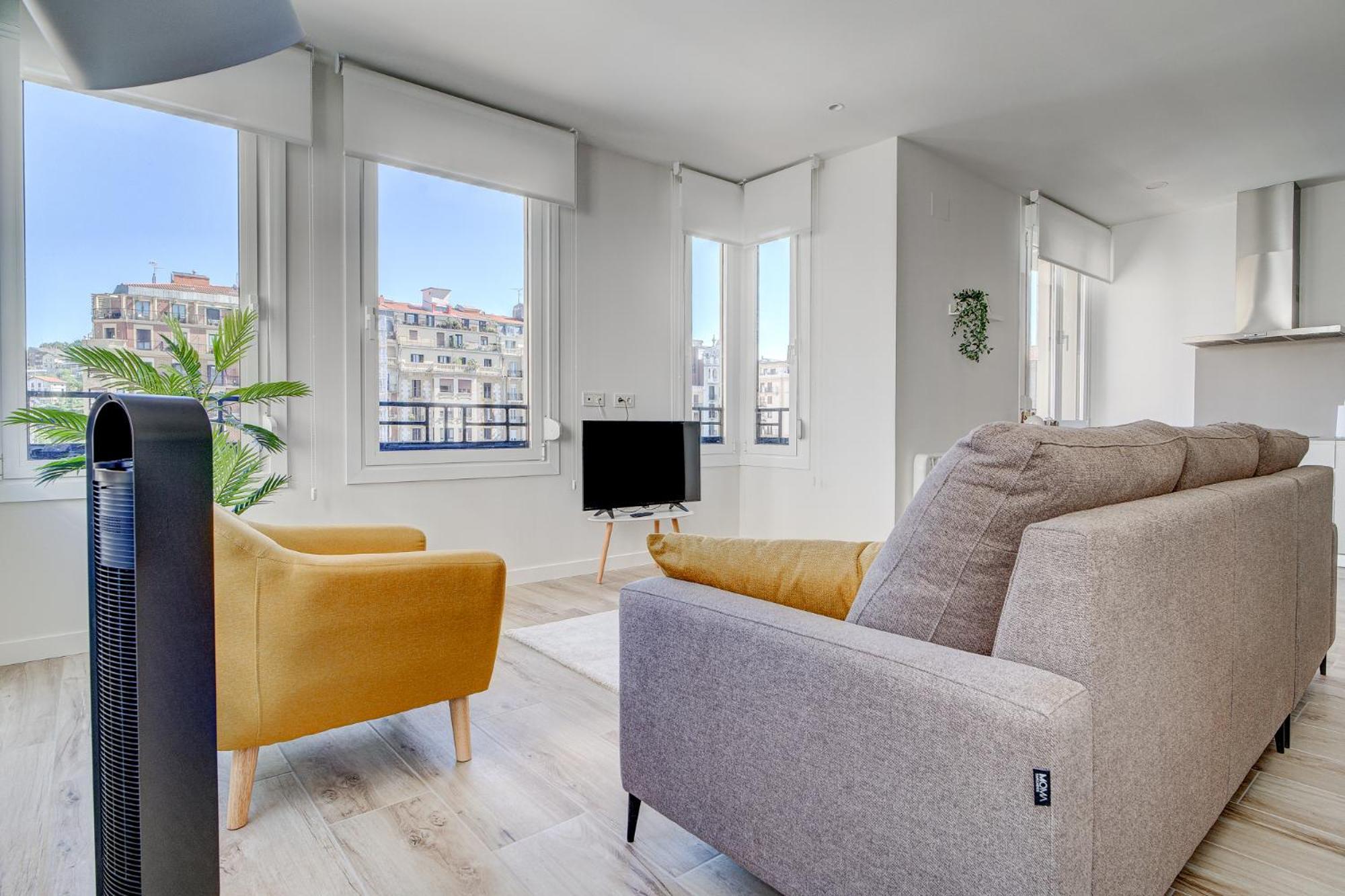 Apartamentos Gran Via By Sanse Holidays San Sebastian Ngoại thất bức ảnh