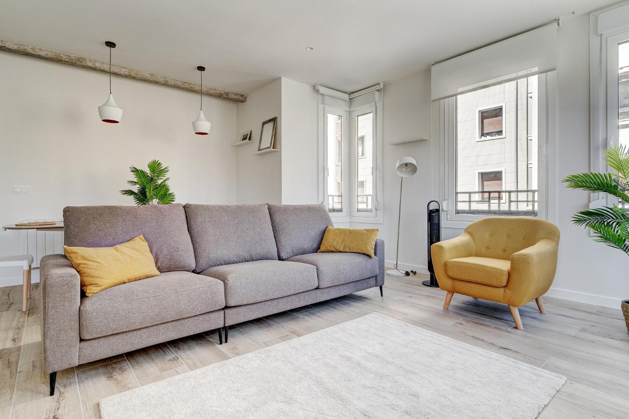 Apartamentos Gran Via By Sanse Holidays San Sebastian Ngoại thất bức ảnh