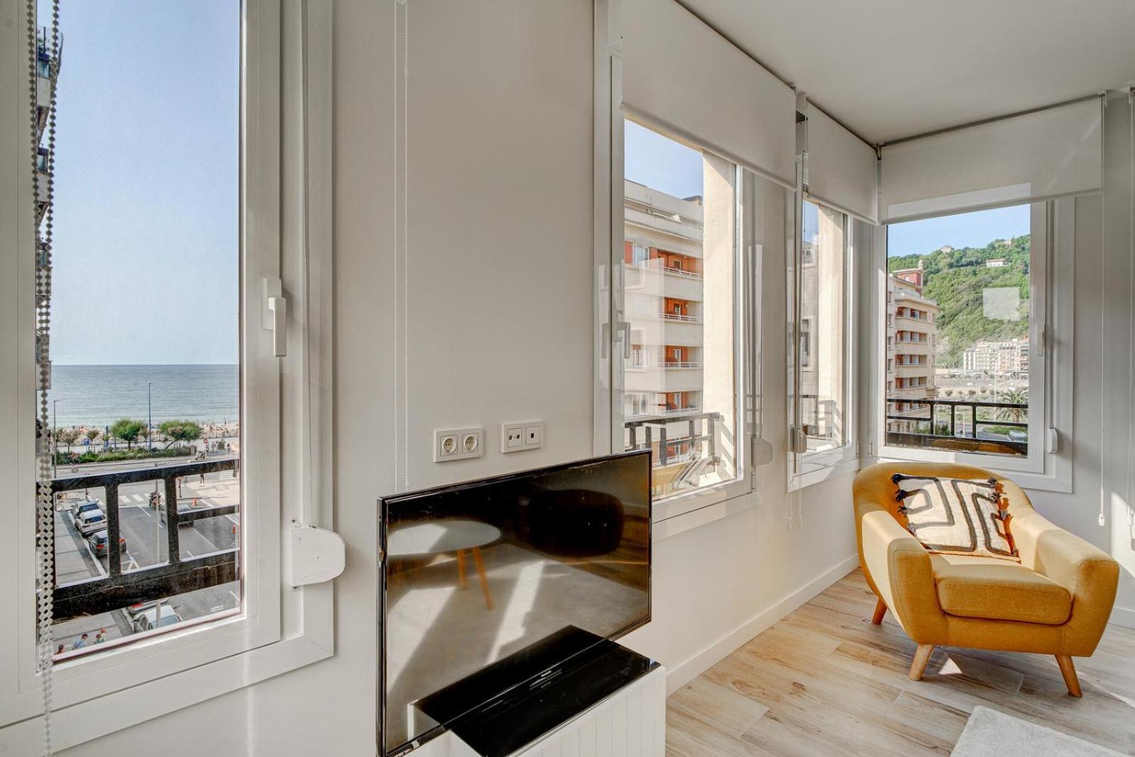 Apartamentos Gran Via By Sanse Holidays San Sebastian Ngoại thất bức ảnh