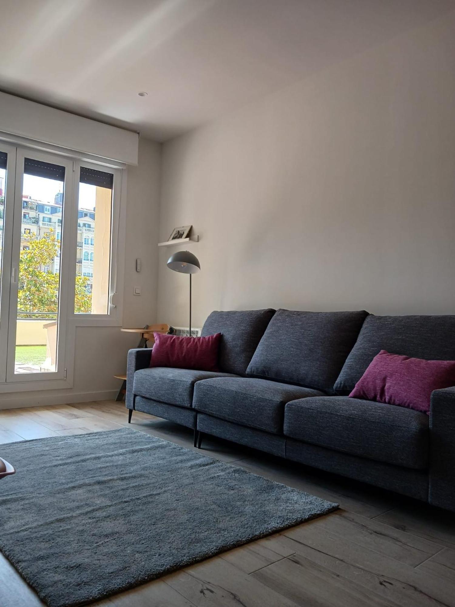 Apartamentos Gran Via By Sanse Holidays San Sebastian Ngoại thất bức ảnh